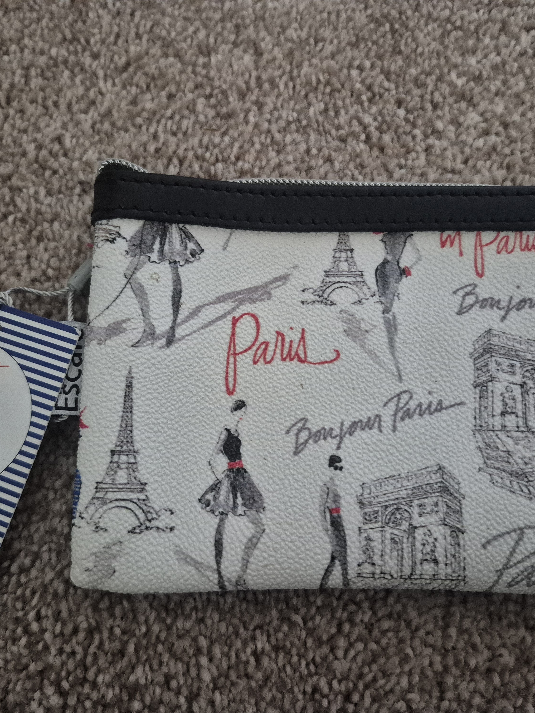 Brand New Fashion Escale Paris Wristlet